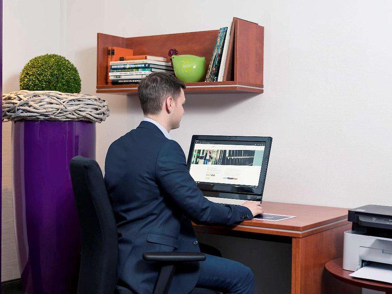 9A2BA85786A20BE02CFFB258F95EBF64