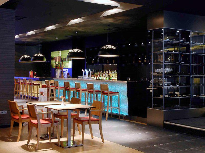 200C9644527F3A1F8DE86C1599F9366F