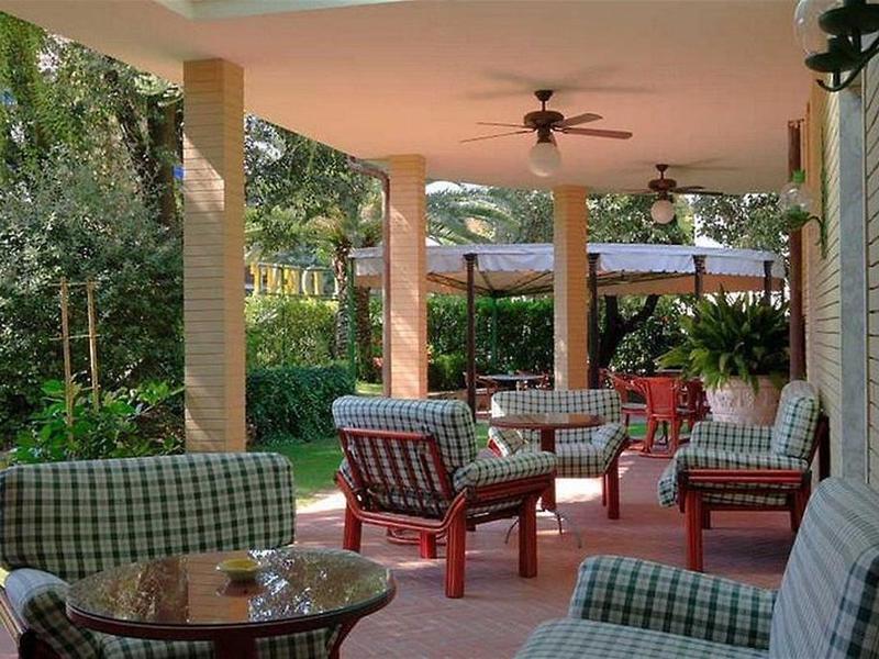 EFC354E14A0DB746ED6EDF4E6D2E2E46