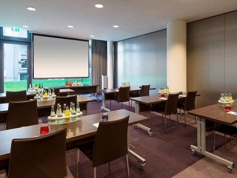 70A31B44ED0D6CDB9E8F19AD77F089A9