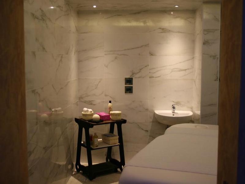 D82660F64F97D08928D8745BB9253D40