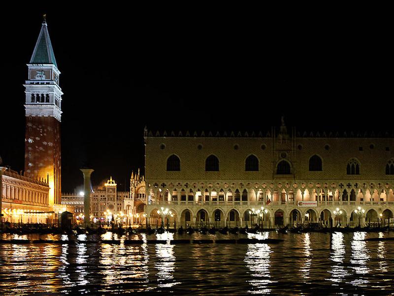 04F30C6D0F6D2A0DEEAEFC053257F225