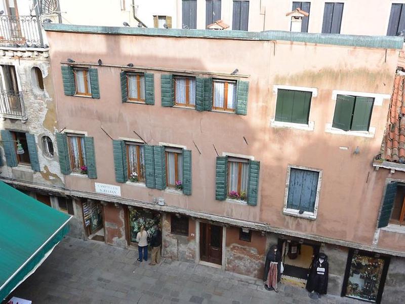 94B486EA7B2B0FF357CBB004FE10C99C