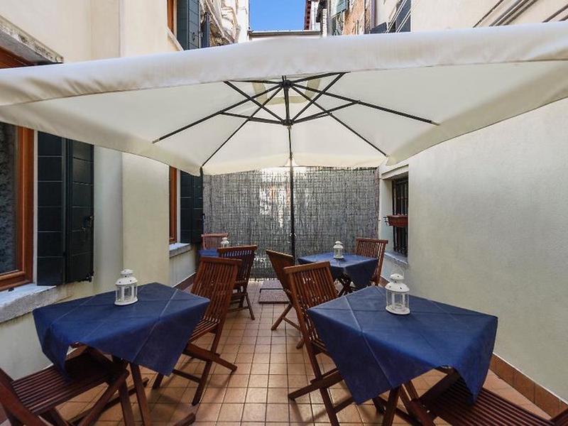 95385B3C18151DE95C38465E3C896799