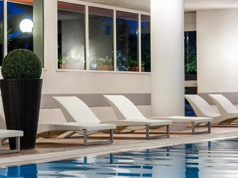 999A74E982532D56FE60035E2EB3827F