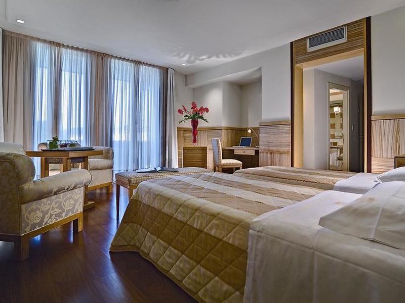 B98428E936AE8AF8BCF17C3155DCDE53