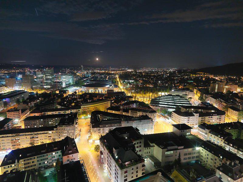 18D48B691CC0E0135D13D664A9379266