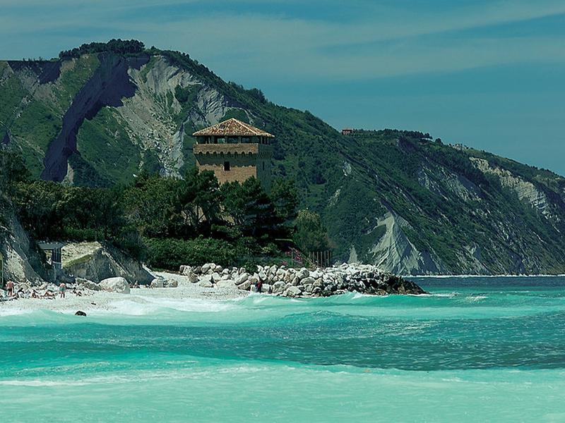 0227A8EE051526076590A00FEF13FFC9