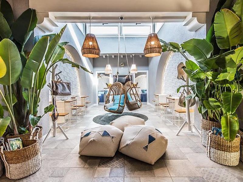 98C8821B3A9AFE1926E0F9E72E05119E