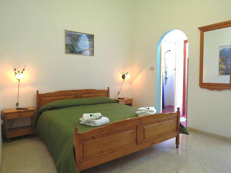 E761DC1E0AAE5C3C6235FFC3CC0B5F72