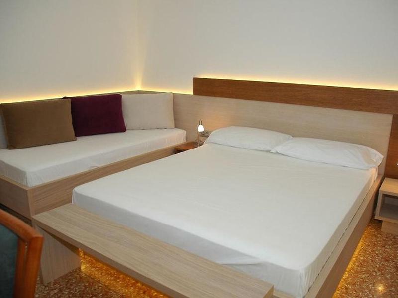 1E83CDEAD5B834904590D0D9BC4ED0B7