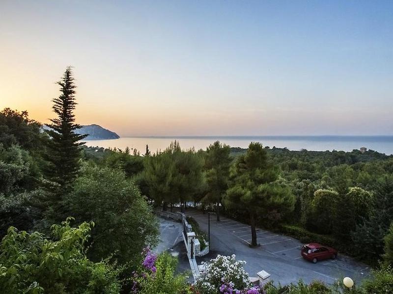 73AB5B4D24EBD4630560FFF0D2D73287