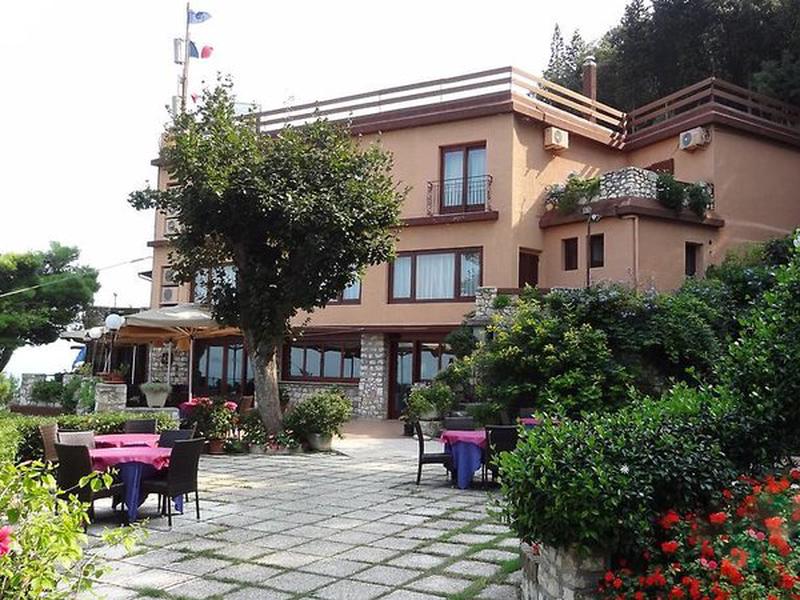 225F5AEBED5324F6C92299074103AD81