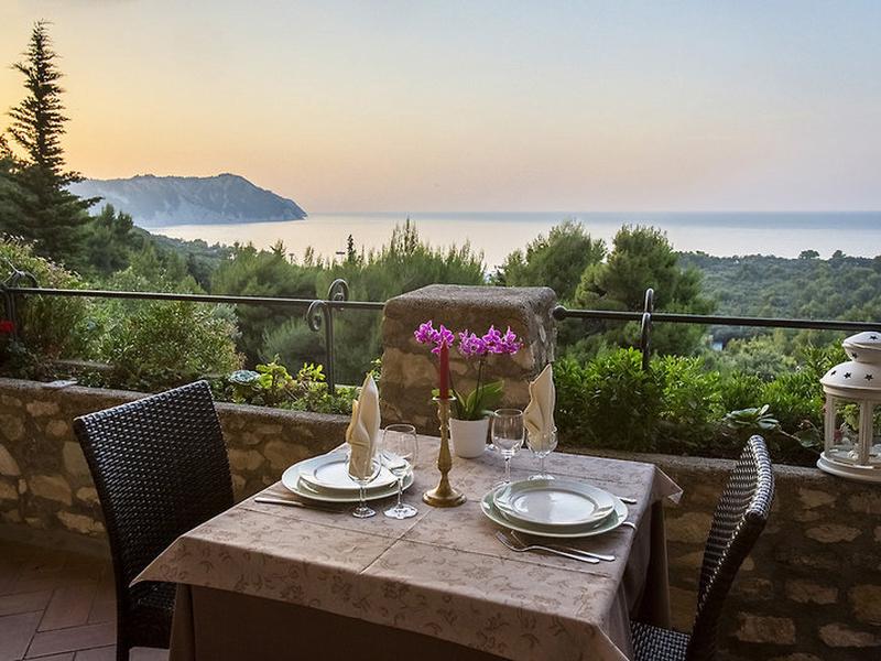 B1CAAABF2990B01AC4B8A2BA42BFDB21