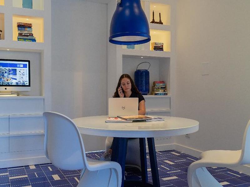 DA133B9E0C5F4FEEF2E79FCC00C69128