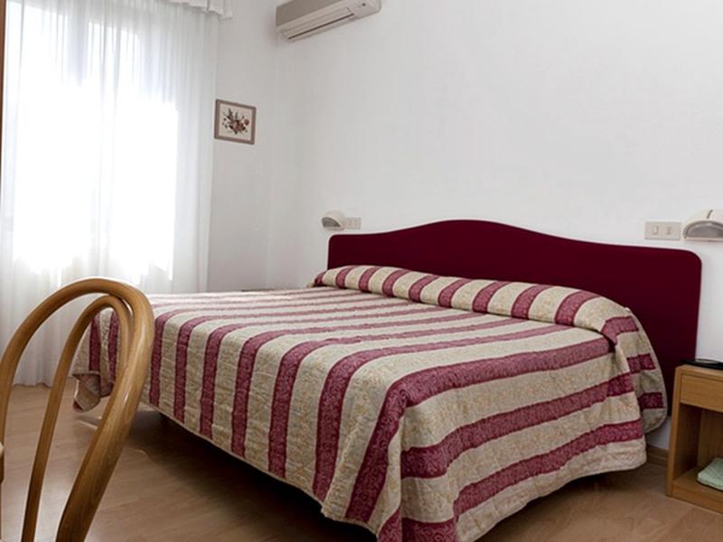 E84EBCF9C0C41389BAC9B20BC804DBC2