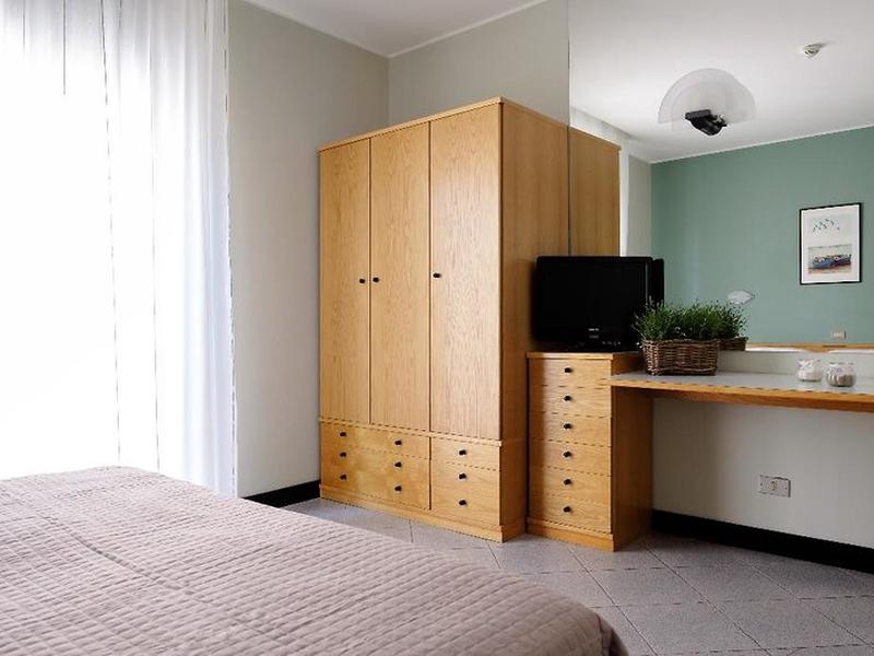 1AE8DBD91DF3D5DAE4F1F3A666C2726D