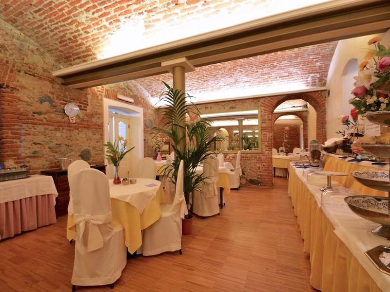 FB1616205AD147ECA23BC21889D4802C