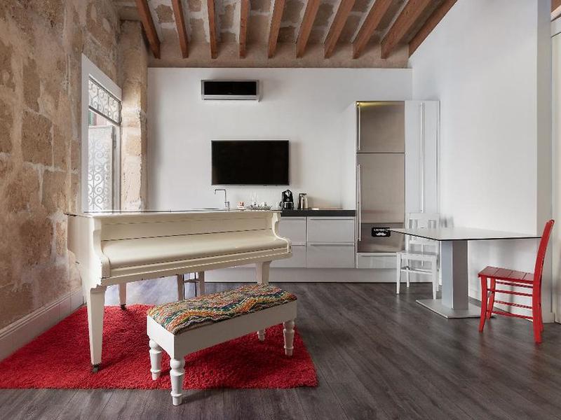 27D3979AF9E19D8361638D92ECC1A54D