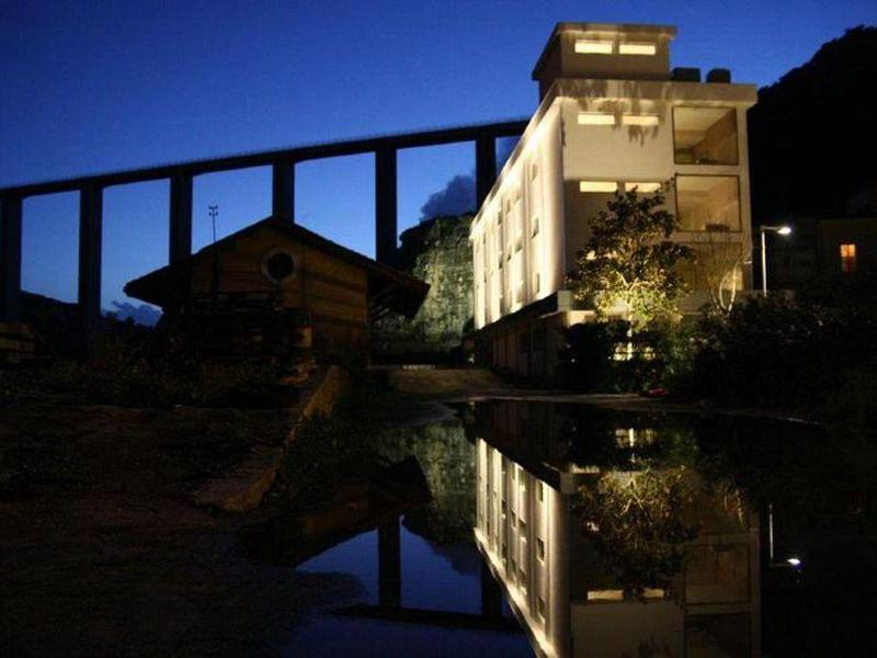 54D82458637CB374BF02BFD545378107