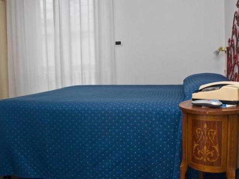 37F0427C66BC3F857640F95B9C2ECDD3