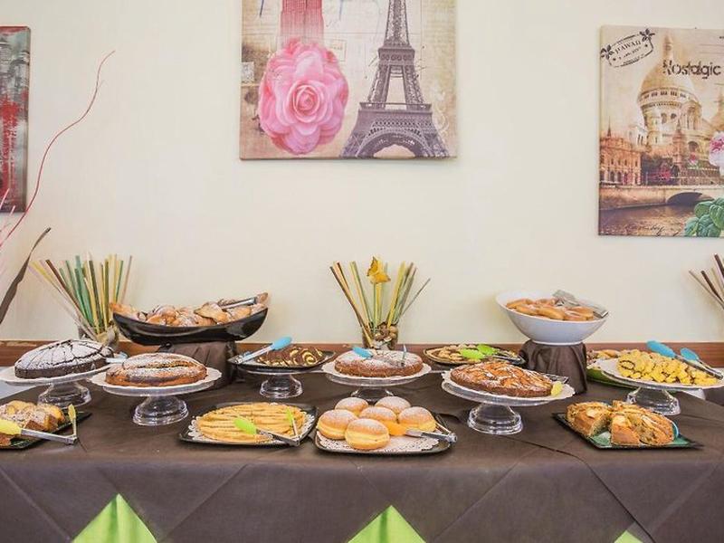 26FC5DE79C9C3EA0605B2DED3698ED12