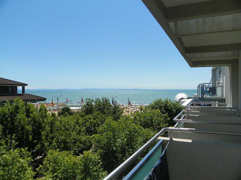 7C9F54AA188E081167246E393B1E30F5