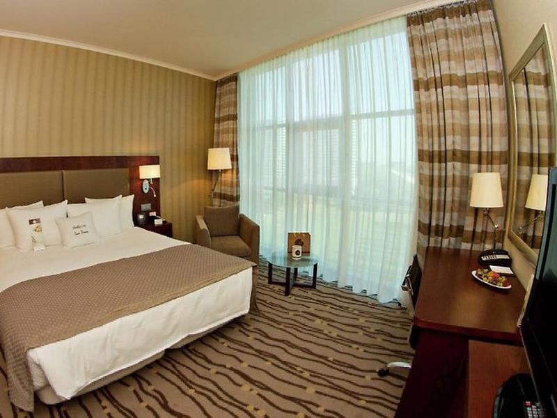 2C9919D55DAC35E75F3B502949B5959E