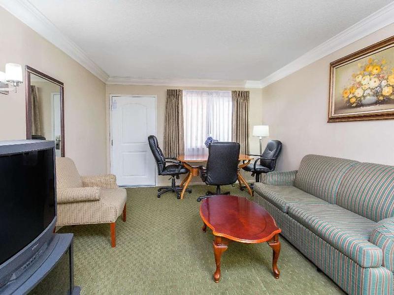 E3C3043864F1C6B65CB6F3FE3CC6040F