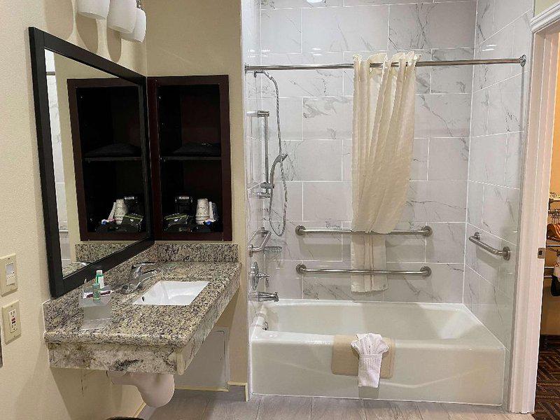 8B06DC0D50CF06105448E6D0FDAE4062