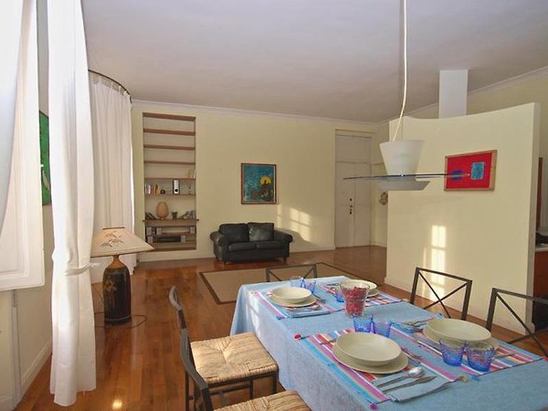 F3F33F647EAF05A38D0683670F9C986B