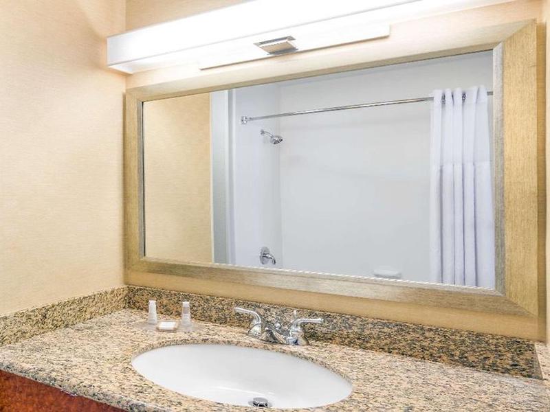 CDF2CD6CF2534FDCFB3DBC6F5AB2E5A2