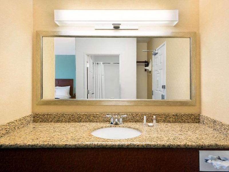 11E8A40A007F7F9DDFAB211BD789F179