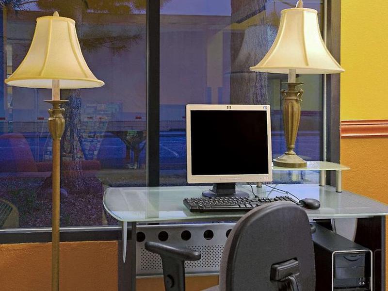 7DBBEF6CC41026F675D35EDA77A0F704