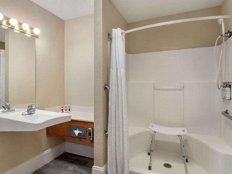 A68E23135DFCD99931A6253DB422182C