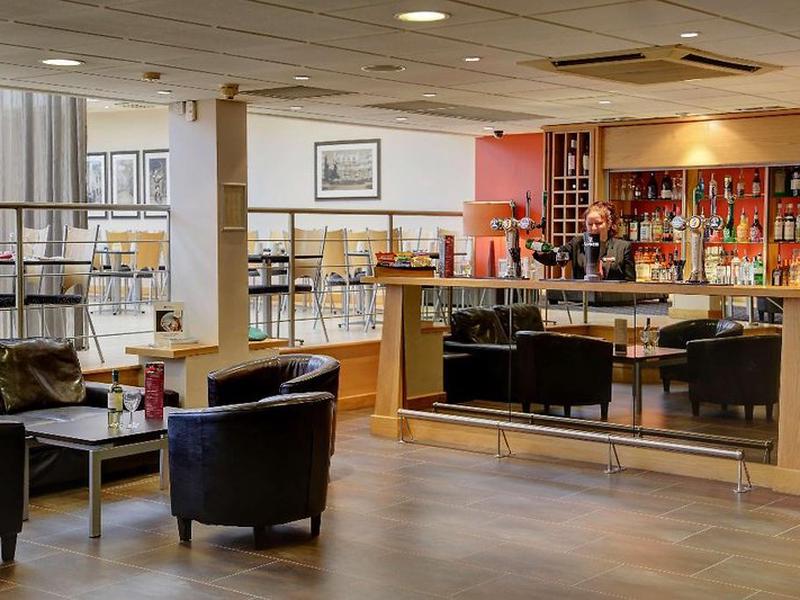 243722FC5E0AF94BCAFC43585E196986