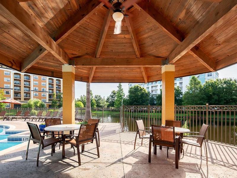 41D4E0B7820537D6C84606BAD027C502