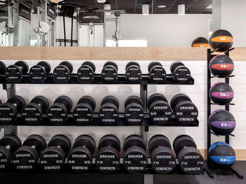 47695559F05E4D66D66F6993B27F3DFC