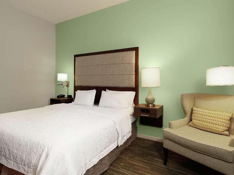 E195F8F9FB1A3392DC67B9C833AD5FDB