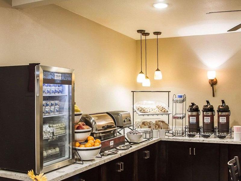 877C98B9E24E7BFF84A912DB7D80889D