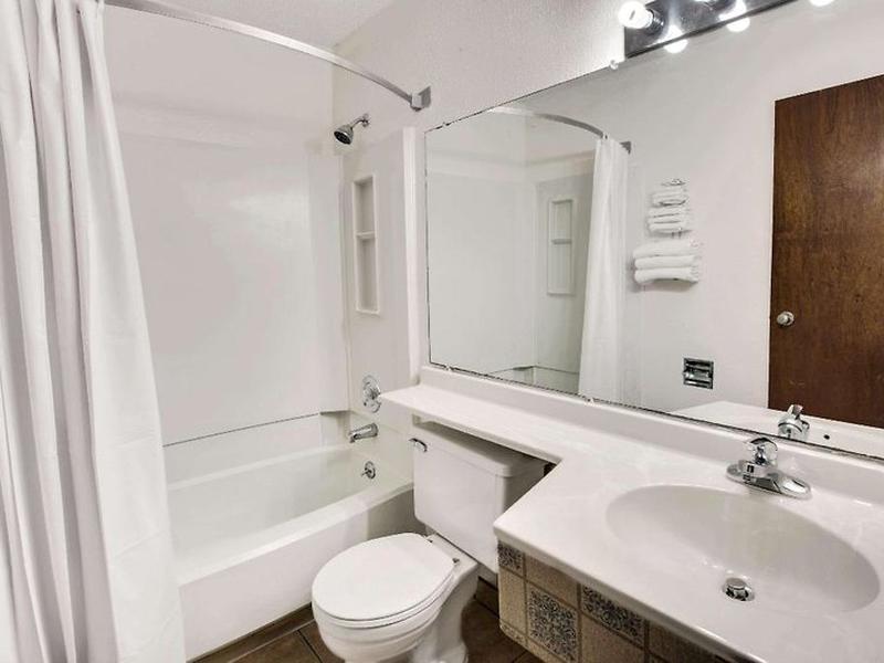 BE33F3F803E405C2B212DDCCB065889E