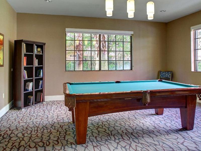 EAC453BBDFF4A64575F3C860C9D7BD11