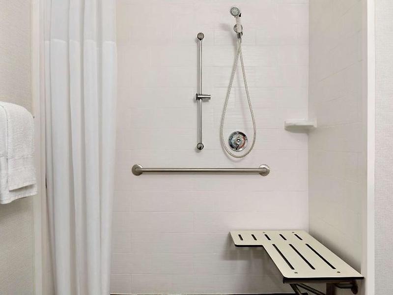 100B735A801497DD67C81D7FA590C418