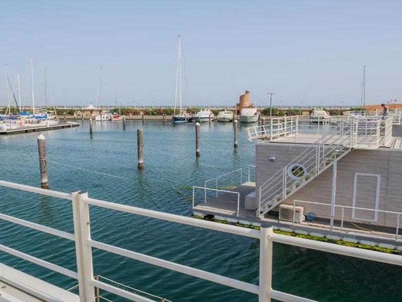 058AFD70667258E279F3724CD8401729