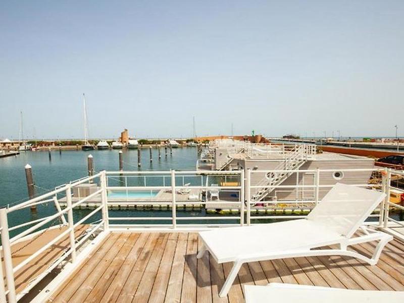 653D482A55D866FD65B4E15D2CF26215