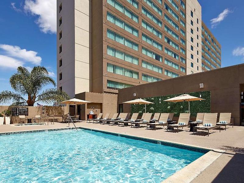 356AAA7C9AE2E5815B7556A3ACA35F3E