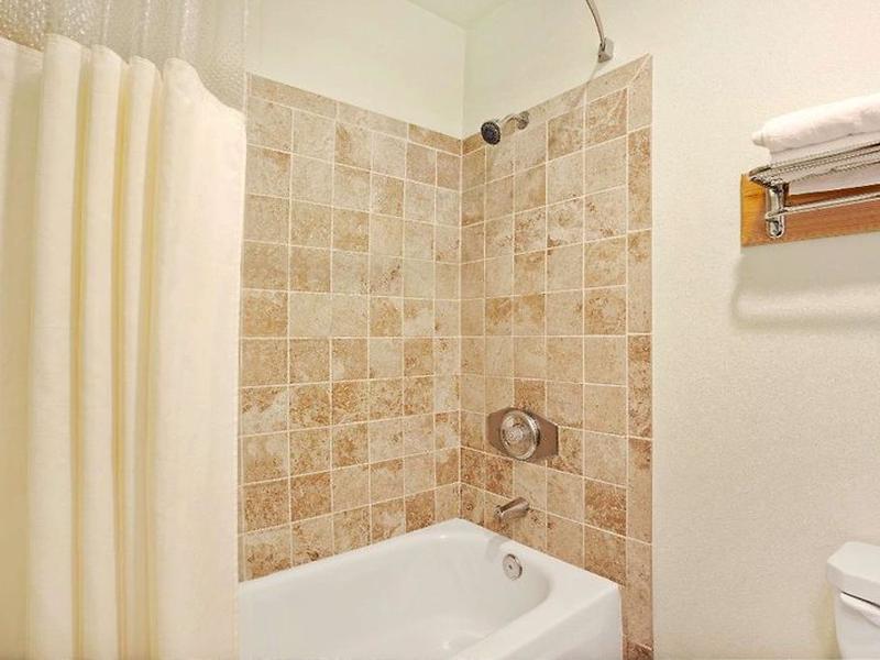 18FED950BAD2168607039503100B7CDB