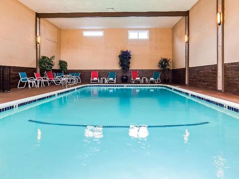 970F7B619B38E4637D6FB40B85E6F53E