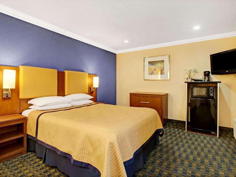 Days Inn by Wyndham San Francisco - Lombard