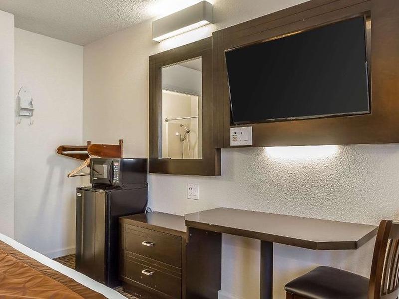 0C5B0FFD66F9E91F47717634F15DAB4C